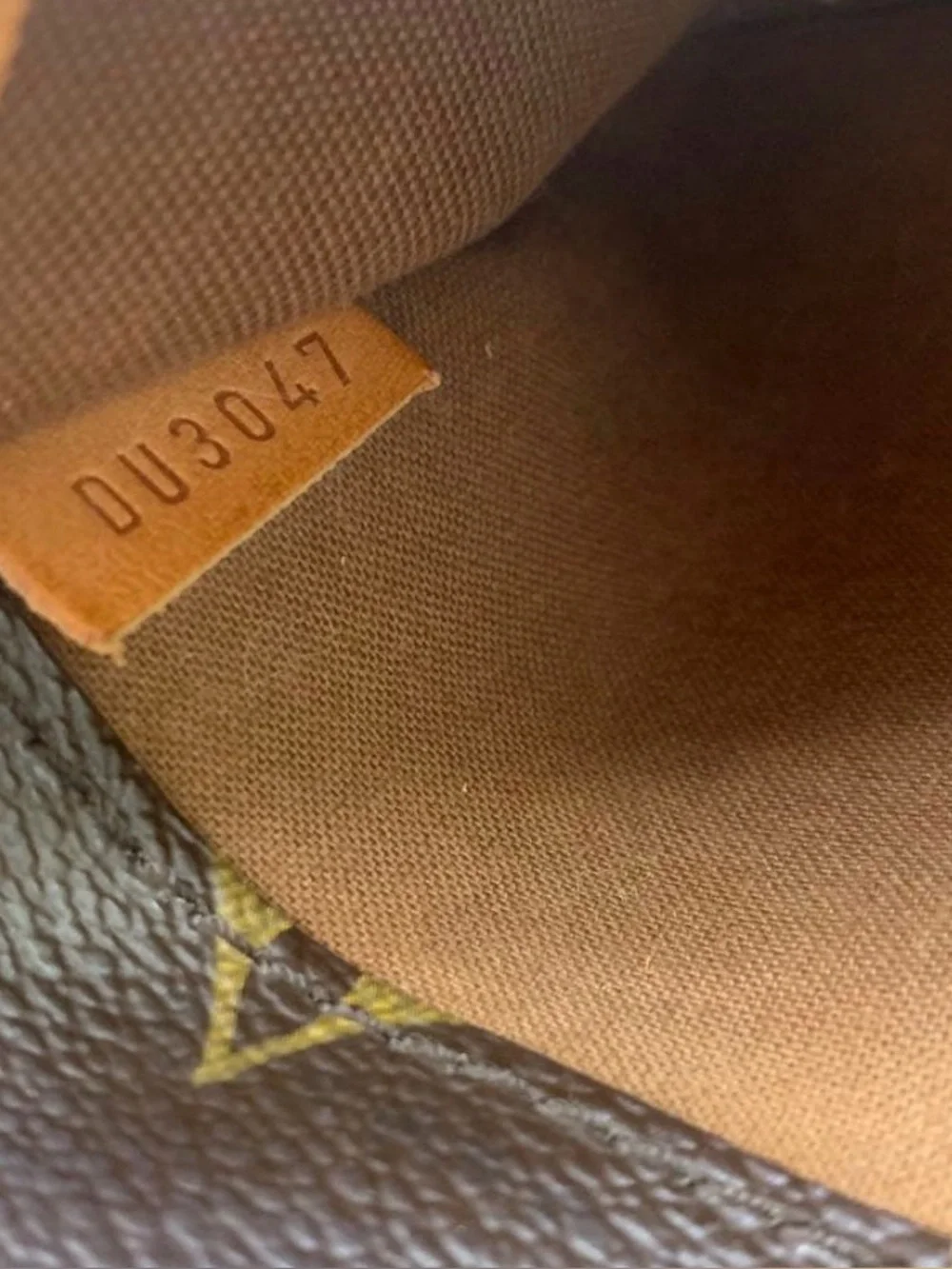 Louis Vuitton Popincourt LV Monogram Canvas Logo Long Purse Shoulder Bag
